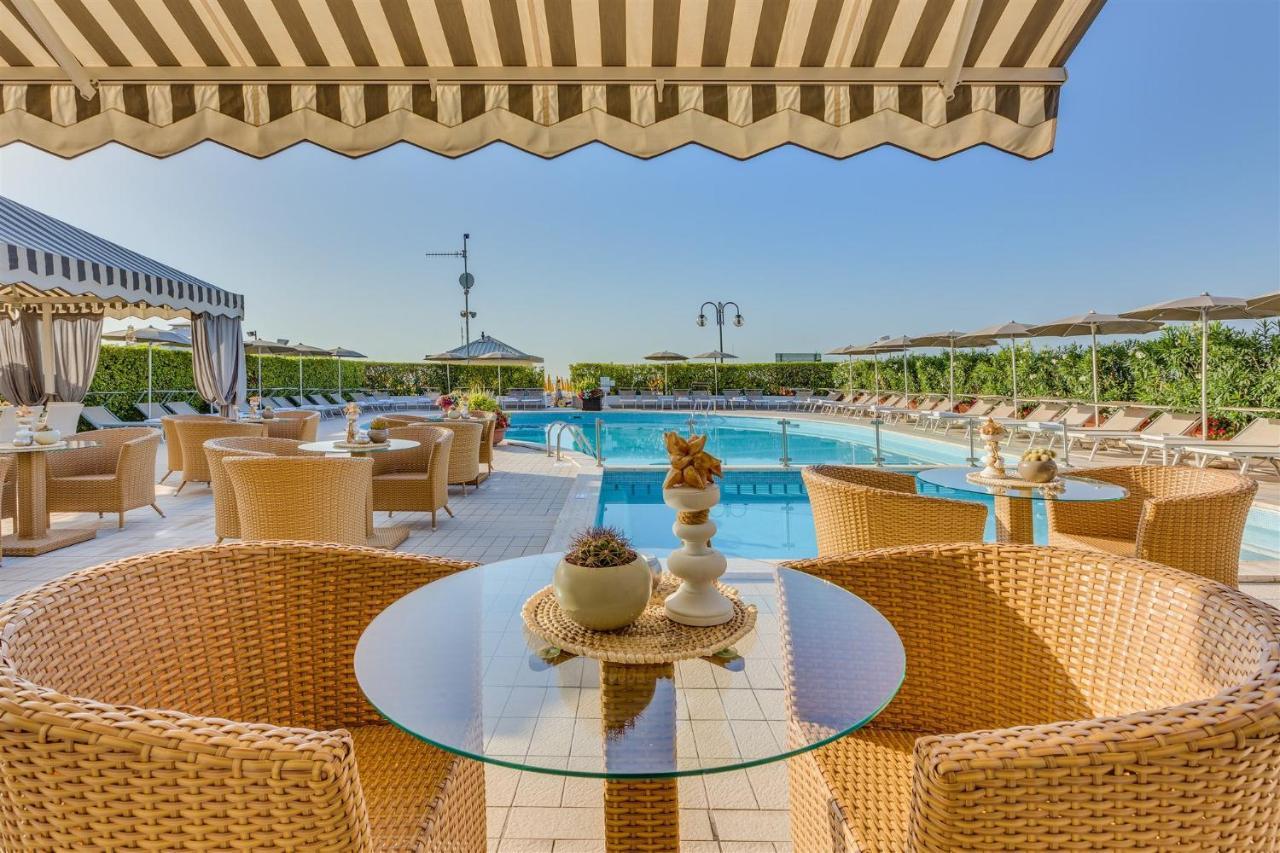 Hotel Delle Mimose Lido di Jesolo Kültér fotó