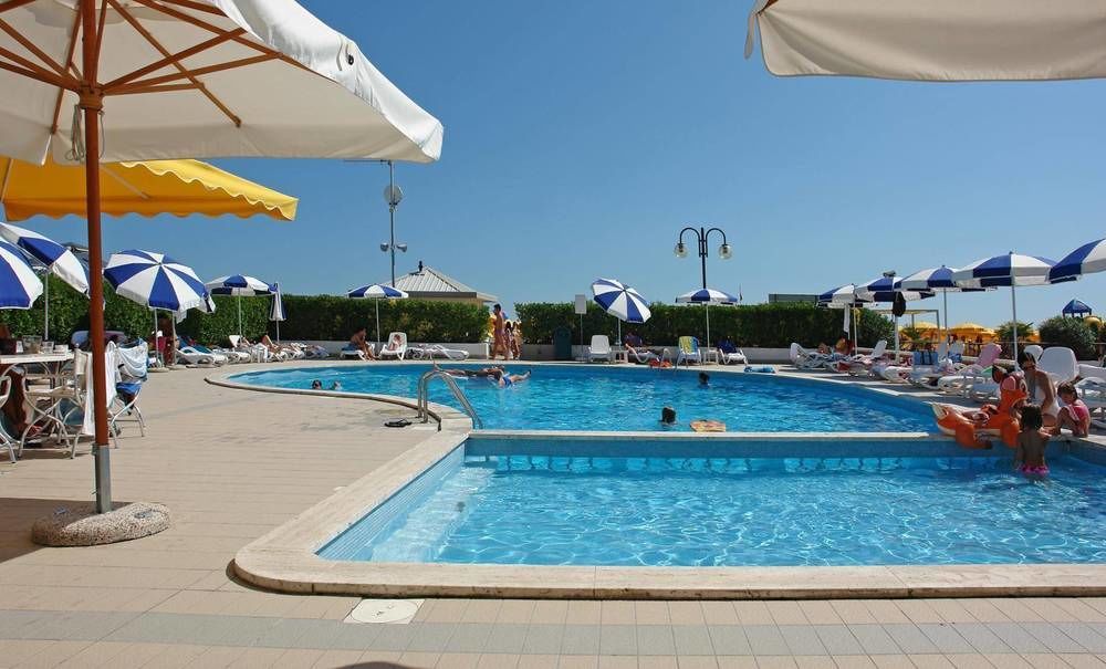 Hotel Delle Mimose Lido di Jesolo Kültér fotó